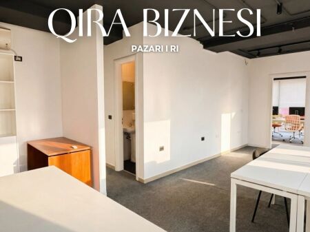  Ufficio in Affitto + Posto Auto  Pazari i Ri, Tirana
