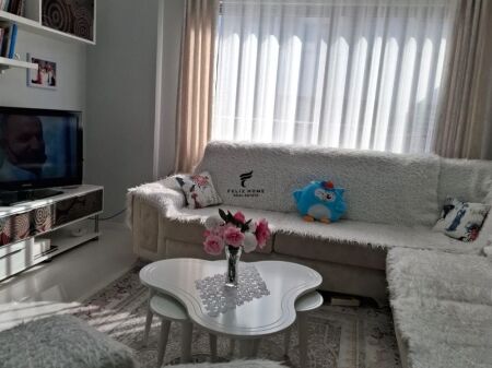 VENDESI APPARTAMENTO 3+1+3 ASTIR 210.000 EURO