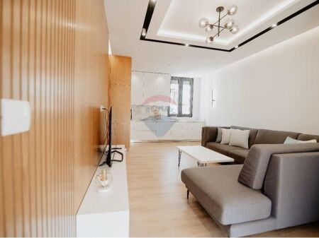 Apartament  2+1 - Për Qira - Myslym Shyri, Tiranë