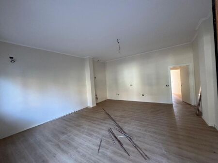 Appartamento 2+1+2 In Vendita a Fresk, Tirana - 127,200€ | 106 m²