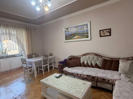 Shitet Apartament 2+1 Myslym Shyr  Kati i 4, pa ashensor Sip. 72m2  Çmimi : 210.000€, Dokumentacion i rregullt hipotekor