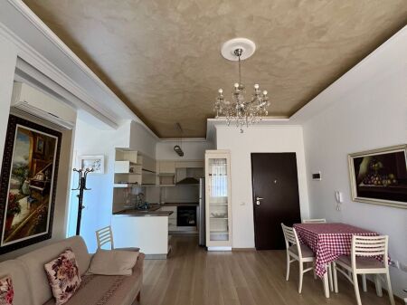 Affittasi appartamento 1+1 – Via Frosina Plaku, Complesso Contatto 