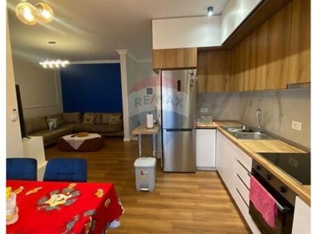 2+1 APARTMENT FOR RENT ON DIBRES STREET (K.HALILI)