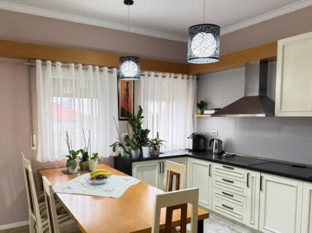 Super Villa for Rent – With Green Garden and Parking for 2 Cars