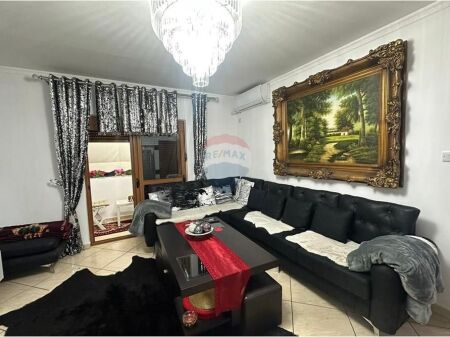 Appartamento 3+1 in vendita in Via Kavaja, Globe