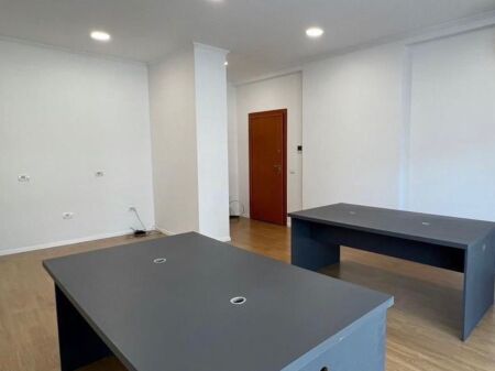 UFFICIO IN AFFITTO 100 M2 DELIORGJI 150.000 LEKE