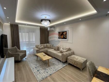 Apartment 2+1+2+ Parking Space Dry Lake