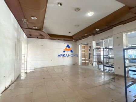 MAGAZZINO IN AFFITTO 300M2 "ALL'OSPEDALE AMERICANO 3" 120000 LEKE