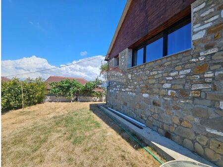 Casa colonica - In vendita - Pezë, Tirana(ID: 530181003-414)