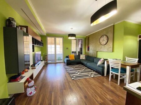 Apartament 2+1 per shitje tek Stadiumi Dinamo.