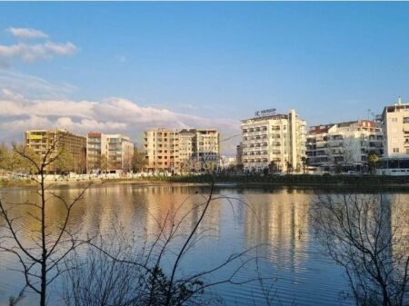 LAGO SECCO – LOCALE COMMERCIALE IN AFFITTO 1.700 € /Mese