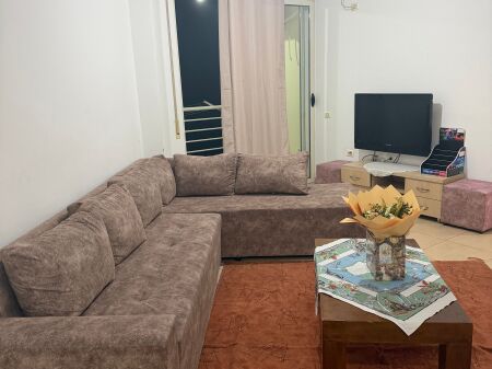 1+1,furnished on Peti Street Dry Lake, 400 euros
