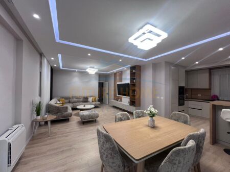 For rent, Apartment 3+1+2+2 Parking spaces, Red School, Tirana.