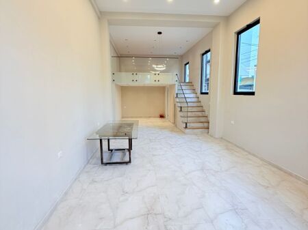 LOCALE COMMERCIALE IN AFFITTO (DUPLEX) PRANVERA, DURRES