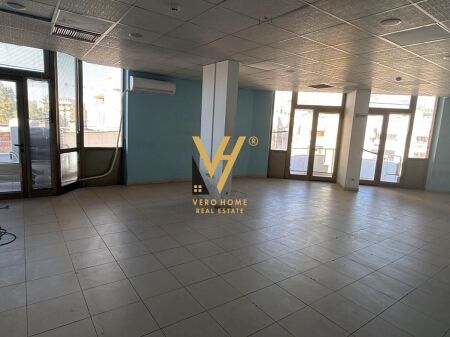 JEPET AMBIENT BIZNESI 200 M2 ME QERA TE SHESHI WILLSON 3.000 EURO