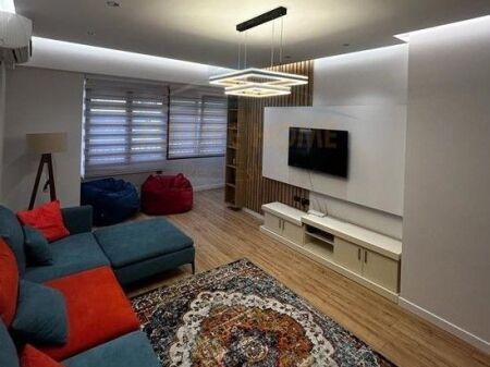Rent, Apartment 2+1+2, 21 December