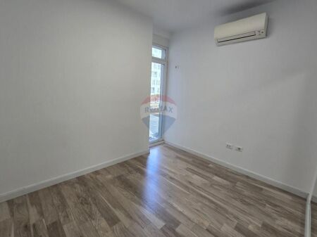 Office for rent Kika 2