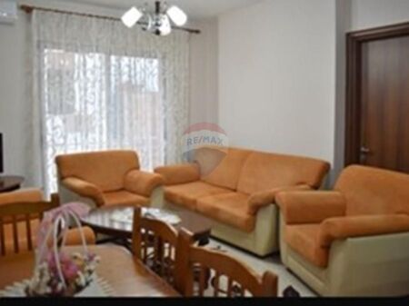 2+1 apartment for rent near the Tirana Prosecutor's Office