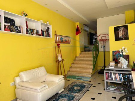 For sale, Business Premises, New Ring