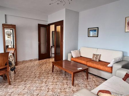 Apartment 1+1 for rent near the Greek embassy, between Kavaja street and Durres.