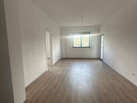 Okazion "Shitet apartament 2+1+2+ballkon"
