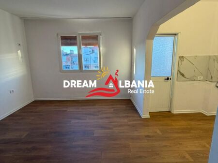 Appartamento 1+1 in vendita in via Kongresi i Manastirit, all'incrocio con Oxhaku (ID 4119468)