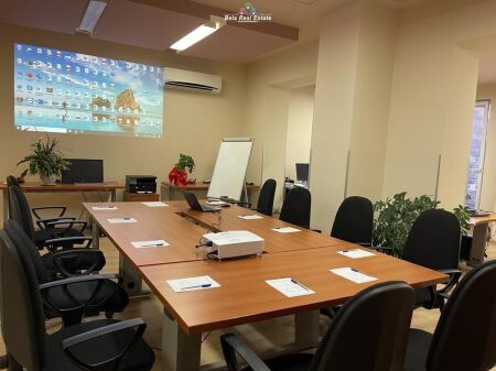 Ufficio in Affitto 2+1 a Shallvaret (ID BZ2832) Tirana