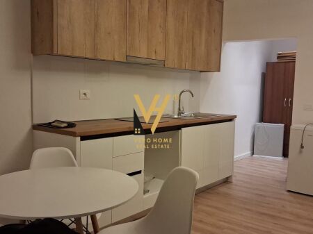 STUDIO APARTMENT 35 M2 FOR RENT IN CENTER 50,000 LEKE