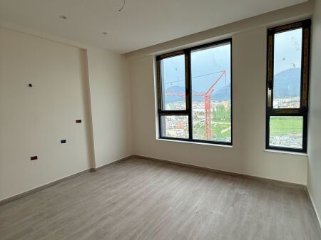  VENDESI APPARTAMENTO 3+1 — Via Jordan Misja, vicino al Nuovo Viale 