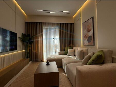 Qera, Apartament 2+1+2 Tirana Garden Building