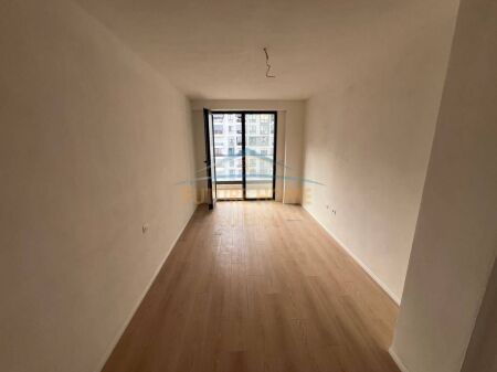 IN VENDITA, APPARTAMENTO 2+1+2, GARDEN RESIDENCE TURDIU, CAMPO DI AVIAZIONE !