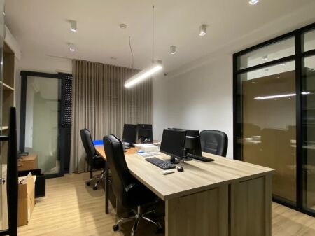 UFFICIO IN AFFITTO 200 M2 BOULEVARD ZOGU I PARE 270.000 LEKE
