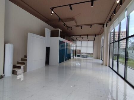 Locale commerciale in affitto Don Bosko