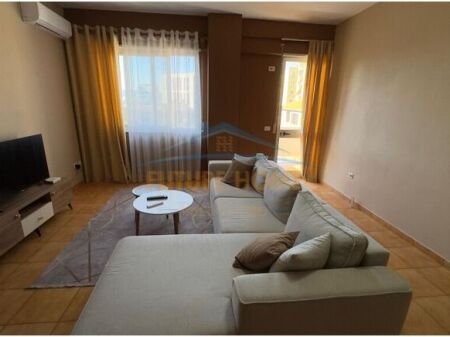 Rent, Apartment 1+1, Barricades Street, Tirana