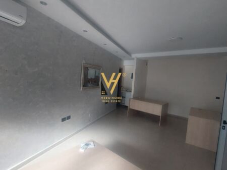JEPET ZYRE 40 M2 ME QERA TE PAZARI I RI 50.000 LEKE