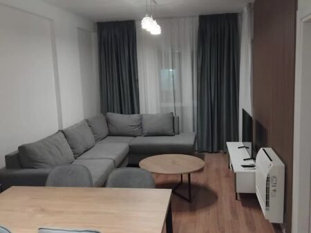 Appartamento 1+1 in affitto a Univers City!