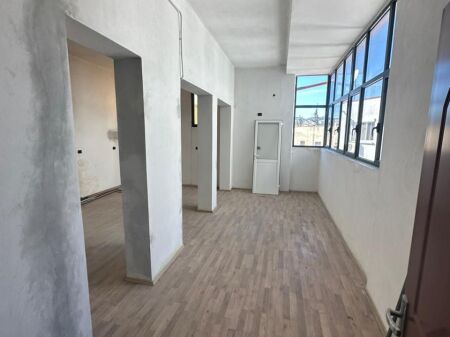 LOCALE COMMERCIALE IN AFFITTO CENTRO,DURRES