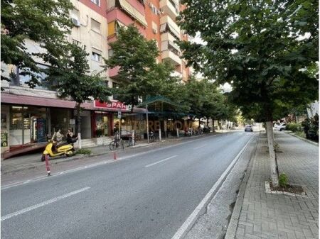 Affitto, Locale commerciale, Via "Sami Frasheri", Tirana.