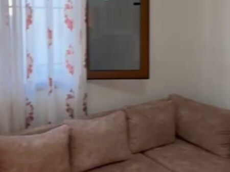 APARTAMENT 1+1. 300 EURO.QYTET STUDENTI
