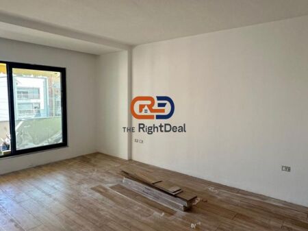 A Selvia, Affittasi Ambiente per Uffici Appena Investito !!!