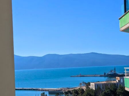  JEPET ME QIRA APARTAMENT 1+1+2 BALLKONE NE LUNGOMARE VLORE
