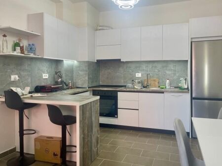  JEPET ME QIRA APARTAMENT 1+1 – Kompleksi Golden Park 3