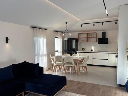 Apartment 2+1+2 for rent