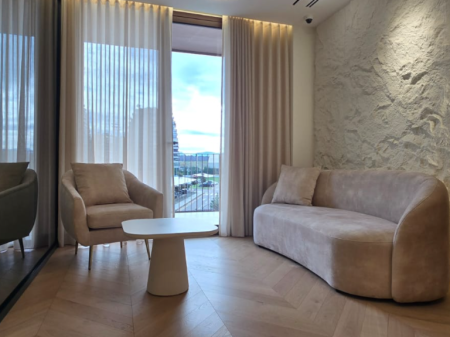  Locale Commerciale in Affitto – Residenza Altana, Comune di Parigi
