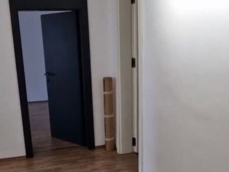 UFFICIO IN AFFITTO 96 M2 BLLOK 1.200 EURO