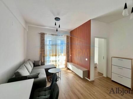 Residence OXA – Fresku for rent! 