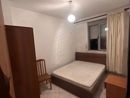 Apartament 1+1 ne shitje misto mame