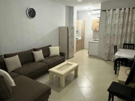  Apartament me Qera 1+1 – Selitë