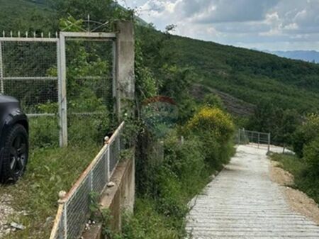 Terreno in Vendita – 1.400 m² a Dajt