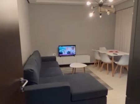  Apartament me Qira – Kompleksi Delijorgji, Tiranë